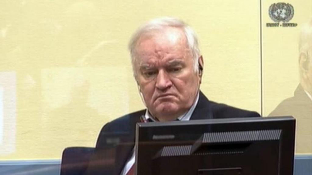 RATKO MLADIĆ DOŽIVEO JO&Scaron; JEDAN MOŽDANI UDAR?! Hitno prebačen u bolnicu u Hagu